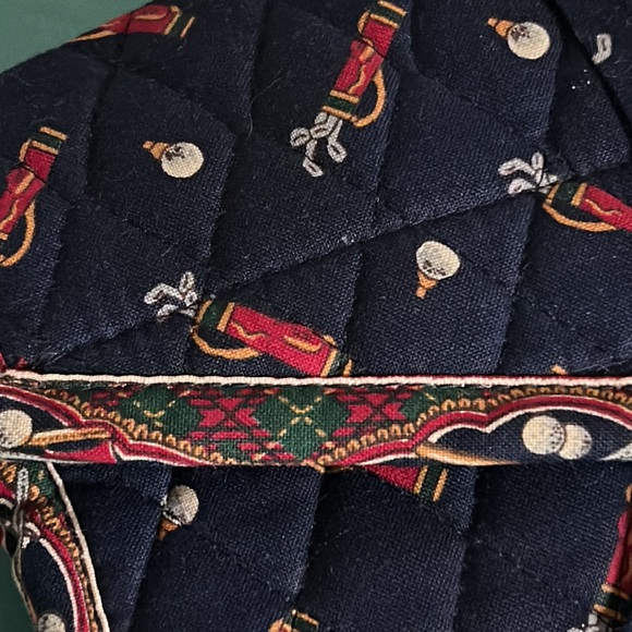 Vera Bradley Vintage Navy Golf Print Jewelry Pouch with 5-Piece Pearl Bracelets